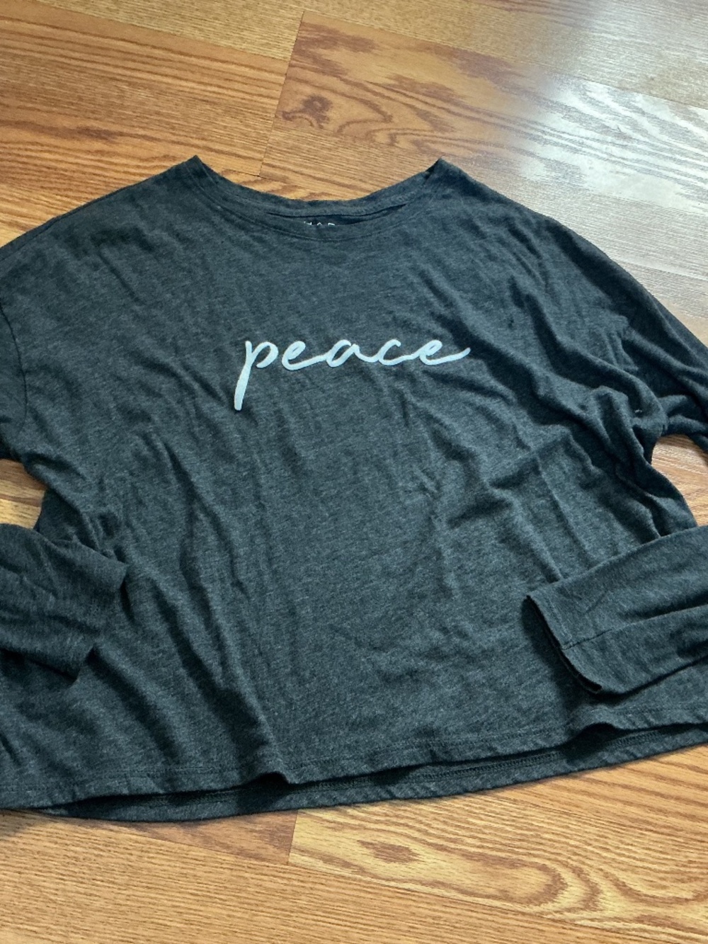 Tahari Gray PEACE Slub Knit Long Sleeve T~Shirt Size S / P